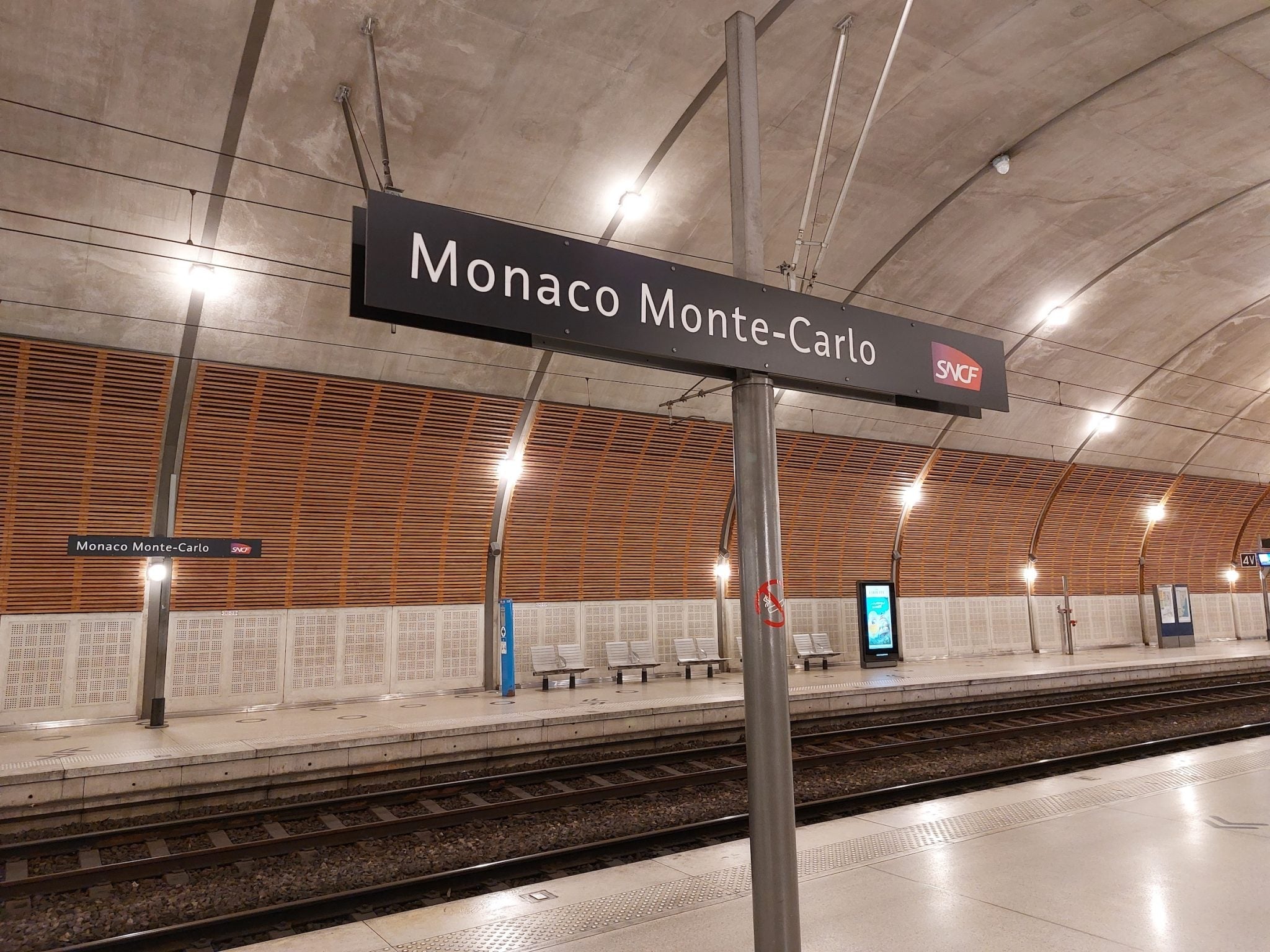 Did you know that 80% of Monaco’s employees do not live in the Principality?